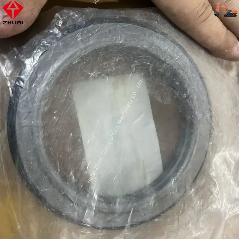 Original Excavator Parts Bearing Case Oil Seal 1096255760 Suitable For ISUZU FTR FVR34 6HK1.