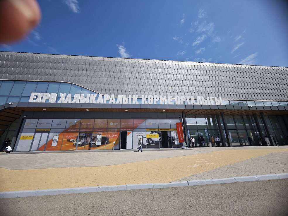 Zhongtian Petrochemica participa en KOMTRANS+BUSEXPO ASTANA 2025