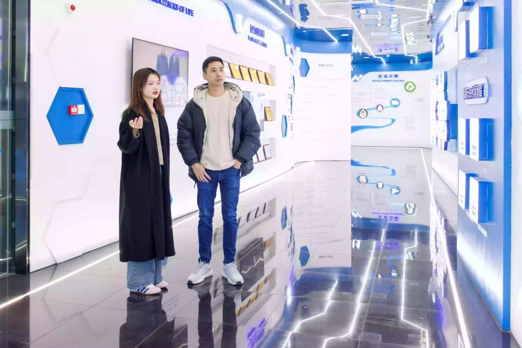 中天とインドネシアのパートナーの相互補完的な強みを示すパートナーシップの価値創造