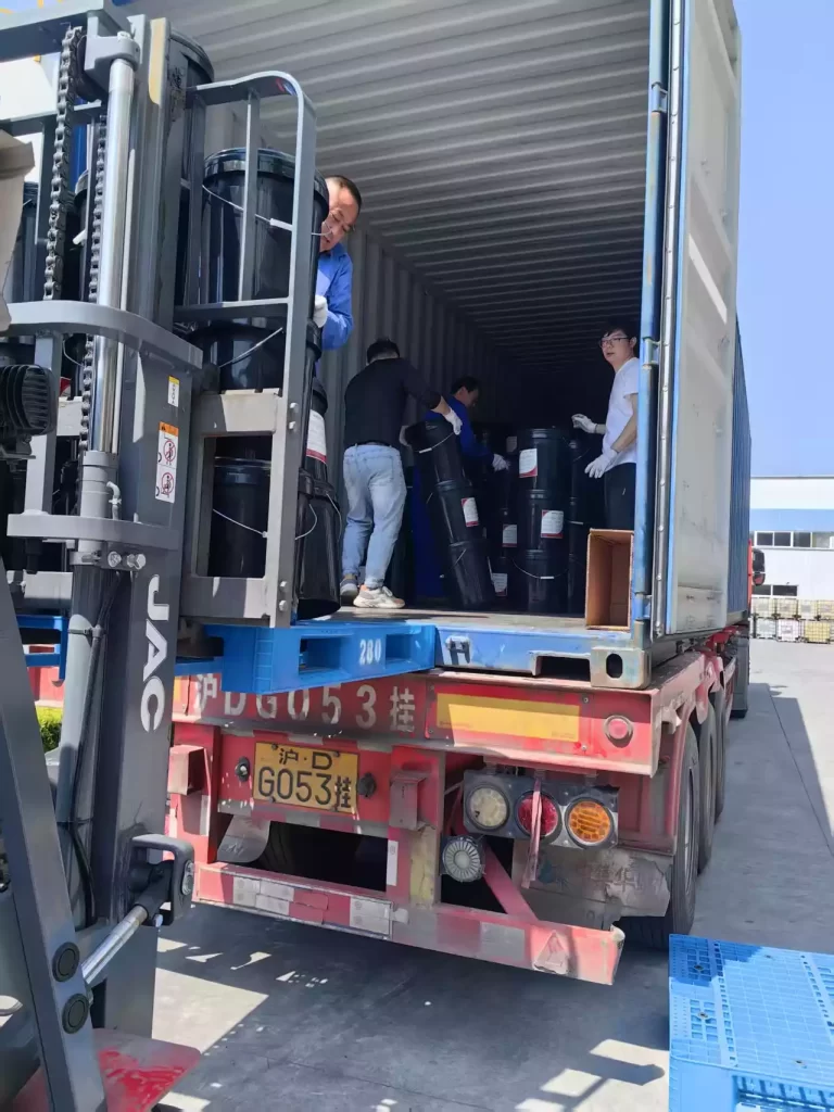 Un seul envoi d'essai de conteneur 40HQ peut-il valider un fournisseur chinois de lubrifiants pour la Colombie ?