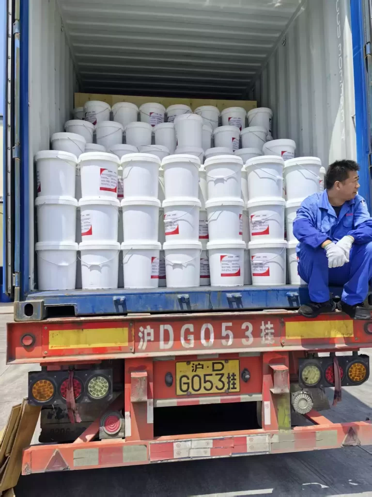 Un seul envoi d'essai en conteneur 40HQ peut-il valider un fournisseur chinois de lubrifiants pour la Colombie ?¹